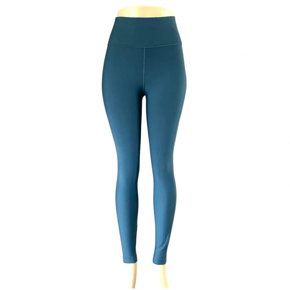 Lululemon Flurry Up Fleece Lined Super High Rise Leggings Rare Size 6 - Picture 3 of 9